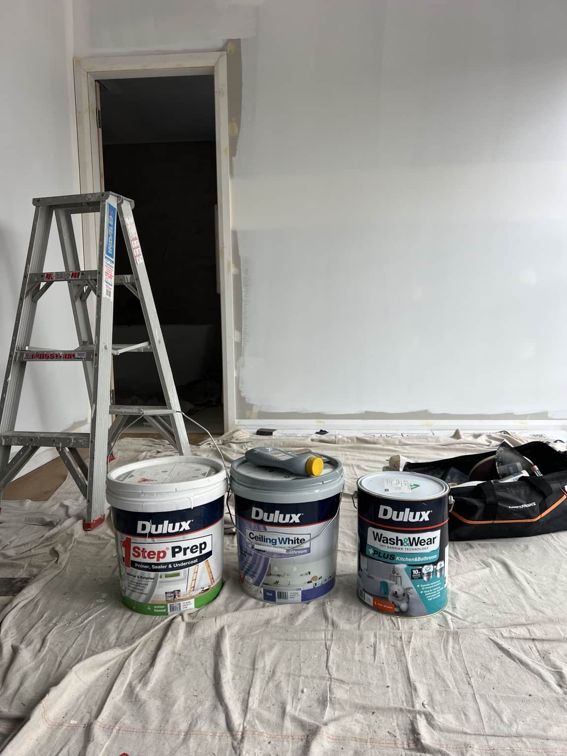 Dulux 1Step Prep, Ceiling White and Wash&Wear Kitchen & Bathroom paints used in Bexley