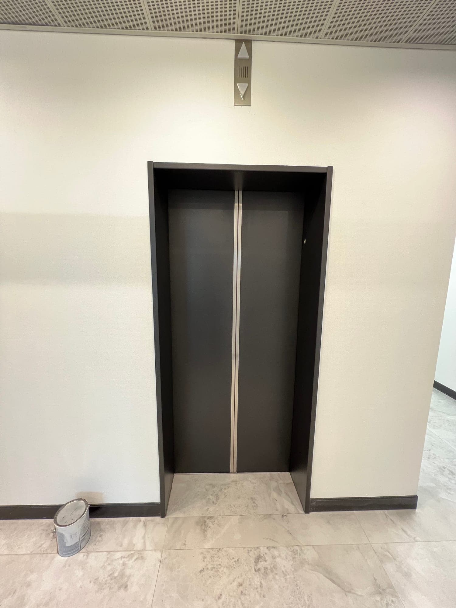 Commercial Lift Door Painting, Chatswood